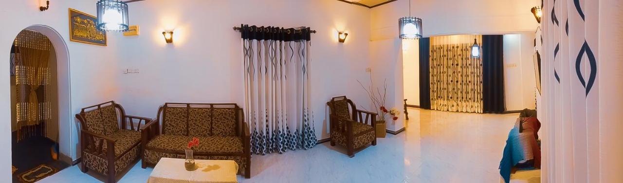 Happy Morning Bliss Bed & Breakfast Mirissa Bagian luar foto
